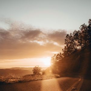 Dengarkan Sleep & Mindfulness lagu dari Yoga Tribe dengan lirik