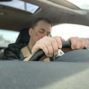 Dengarkan lagu Drivers License(Cover) (Explicit) nyanyian Stephen Carpenter dengan lirik