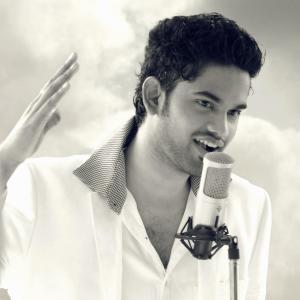 Album Alapana (He is Worthy of Praise) from Prabhu Pammi