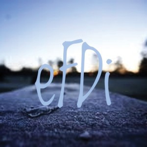 收聽Efdi Music的Di Tempat Ini歌詞歌曲