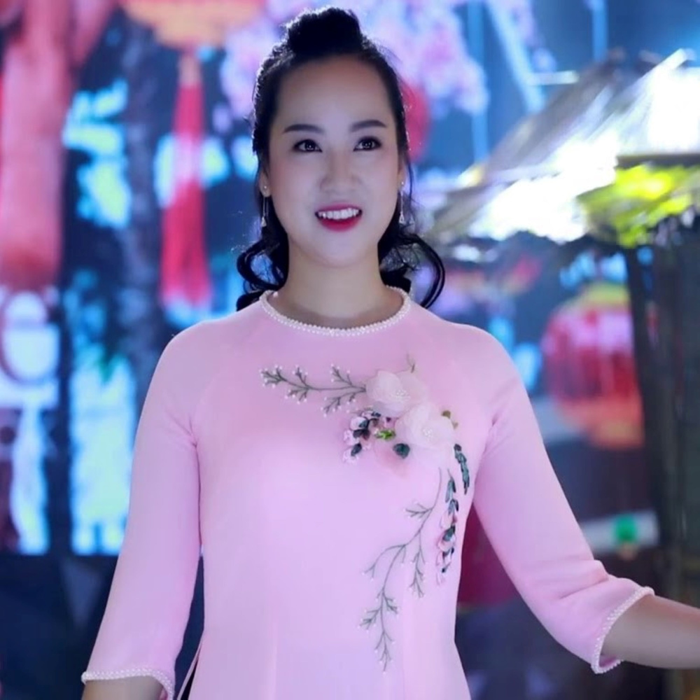 Cánh Thiệp Đầu Xuân
