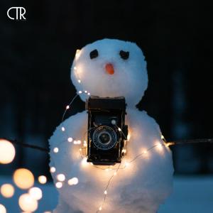 Dengarkan snowman - sped up lagu dari 90degrees dengan lirik