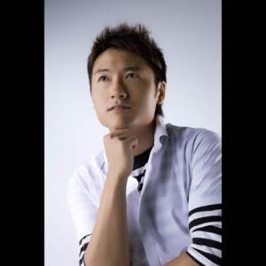 Listen to Qu Jin song with lyrics from 高皓正