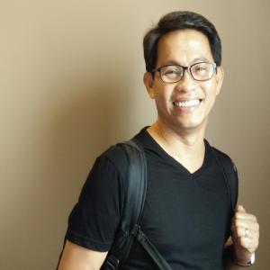收听Mimo Perez的Teaching Me Gently歌词歌曲