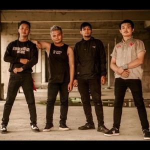 Lukanegara的專輯Hidup berlutut atau mati berdiri