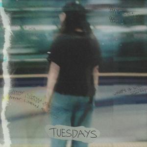 ดาวน์โหลดและฟังเพลง tuesdays พร้อมเนื้อเพลงจาก Nolle