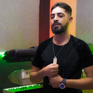 Listen to Aala Kalmet Papi song with lyrics from Cheb Halim