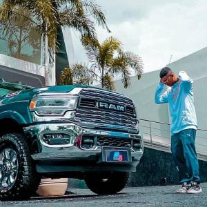 Mc Nigga Dee的專輯Dois em Um