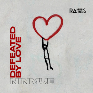 Dengarkan Defeated by Love lagu dari Ninmue dengan lirik