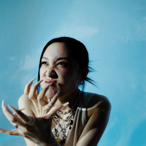 ดาวน์โหลดและฟังเพลง 소화불량 (Hatred) พร้อมเนื้อเพลงจาก Nody Cika