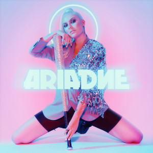 收聽Ariadne的Queen of My Own歌詞歌曲