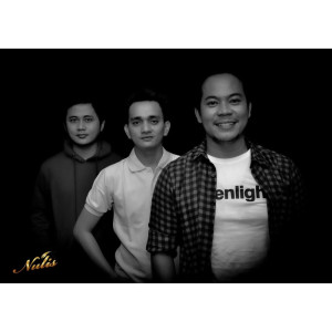 收聽Nulis的Helena歌詞歌曲