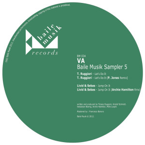 ดาวน์โหลดและฟังเพลง Let's Do It (P. Jones Remix) พร้อมเนื้อเพลงจาก T. Ruggieri