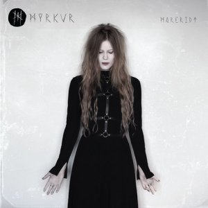 收聽Myrkur的Crown歌詞歌曲