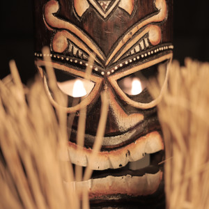 Dengarkan The Saint lagu dari Peter Pan dengan lirik