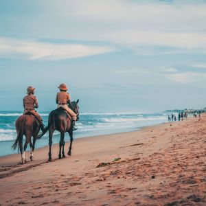 ดาวน์โหลดและฟังเพลง Sensual Healing พร้อมเนื้อเพลงจาก Deep Sleep