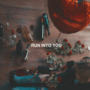 ดาวน์โหลดและฟังเพลง Run Into You พร้อมเนื้อเพลงจาก Clara Mae