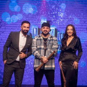 收聽Merita Latifi的Potpuri歌詞歌曲