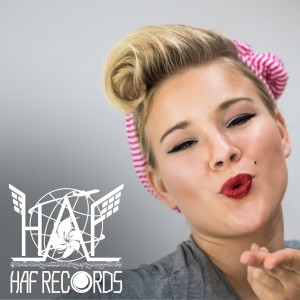 收聽Desi的Tougenkyou Alien歌詞歌曲