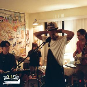 อัลบัม Femi Ishola in The Living Room (Explicit) ศิลปิน The Living Room
