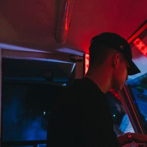 ดาวน์โหลดและฟังเพลง hit different x good days พร้อมเนื้อเพลงจาก Erick Di