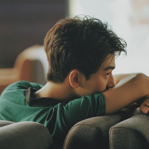 Dengarkan Khóc Than lagu dari JK Dương Tiên dengan lirik