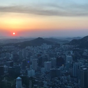 收听Indonesian Idol的Tetap Bercahaya歌词歌曲