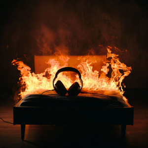 Relaxation Sleep Meditation的專輯Fire's Slumber: Flame Sleep Melodies