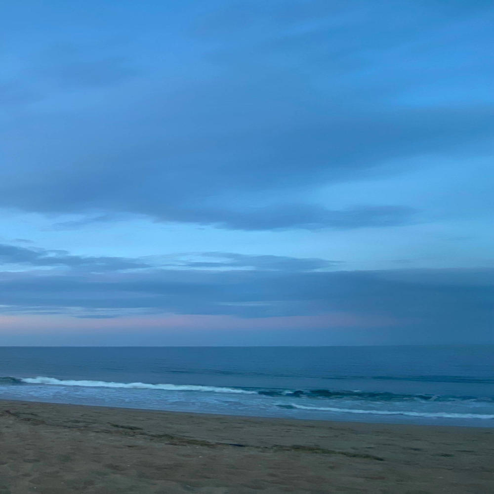 Ride the wave (Explicit)