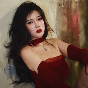 收聽楊舒舒的時光背面的我 (cover: 黑豹樂隊) (完整版)歌詞歌曲