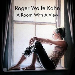 收聽Roger Wolfe Kahn的A Room with a View歌詞歌曲