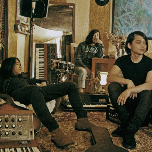 ดาวน์โหลดและฟังเพลง Climber (Anime Size Version) (アニメサイズver.) พร้อมเนื้อเพลงจาก Galileo Galilei