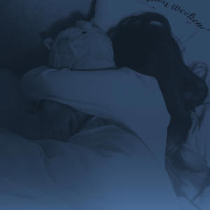 ดาวน์โหลดและฟังเพลง turns the other way to hug hotdog pillow, yawns, night. . . พร้อมเนื้อเพลงจาก Jaira