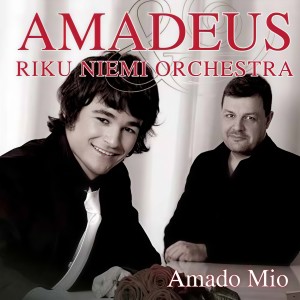 收聽Amadeus ja Riku Niemi Orchestra的Amado mio歌詞歌曲