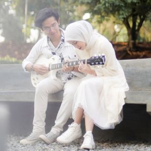 Album Sedjoli from Adrian W.S.