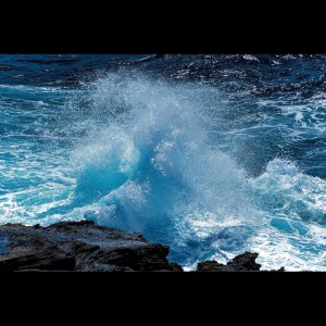 Dengarkan Solitude lagu dari Relaxing Music dengan lirik