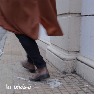 ดาวน์โหลดและฟังเพลง tarde sin final พร้อมเนื้อเพลงจาก Las Estaciones