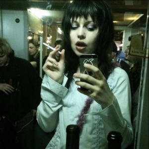 default playlist img