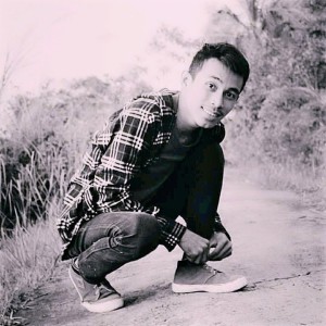 Dengarkan lagu Janji nyanyian Nugiy JR.nox dengan lirik