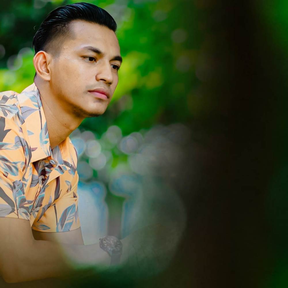 Dekat Di Hati (Akustik)