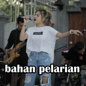 Dengarkan lagu BAHAN PELARIAN nyanyian Derradru dengan lirik