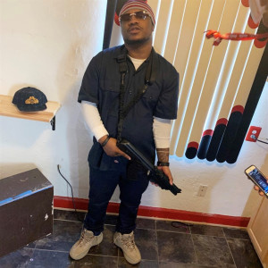 Dengarkan Lost It All (Explicit) lagu dari Bossman Rich dengan lirik