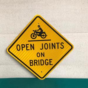 收聽riot的posted (Explicit)歌詞歌曲