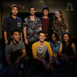 ดาวน์โหลดและฟังเพลง Equinox (Feat. Saba) พร้อมเนื้อเพลงจาก Zaramela