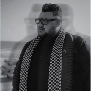 收聽ديشا الغمراوى的شوفلكو شغلانه歌詞歌曲
