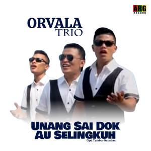 Dengarkan Hot bahen Au Di Roham lagu dari Orvala Trio dengan lirik