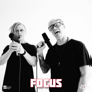 收聽Mad Twinz的Focus歌詞歌曲