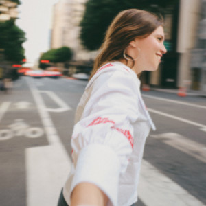 Dengarkan Burn My Return Ticket (The Rat Song) (Piano Version) lagu dari Hohnen Ford dengan lirik