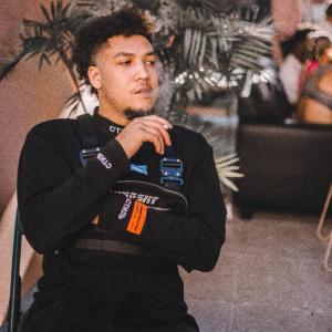 default playlist img