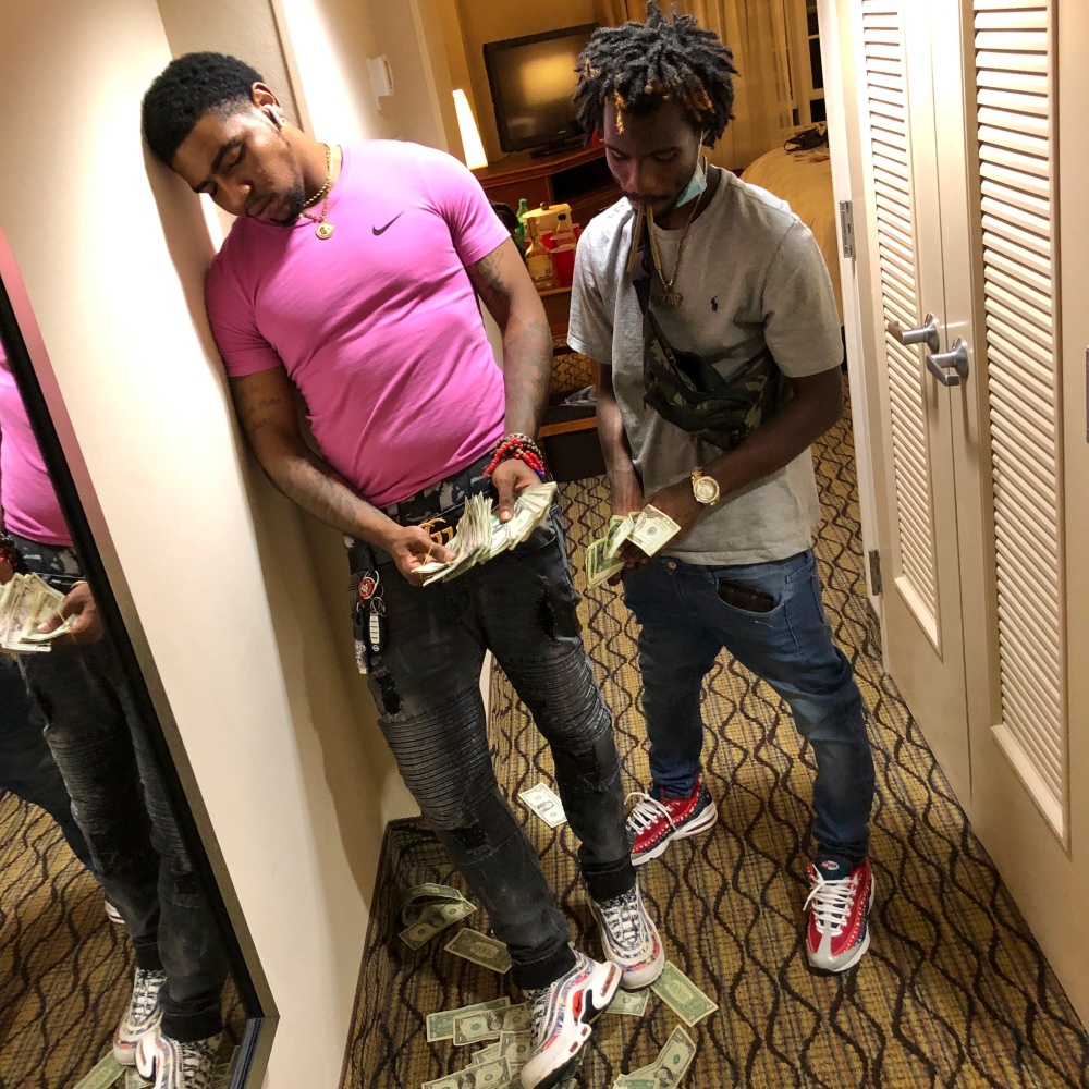 wassup !(feat. Flyguypooh) (Explicit)